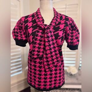 New York & Company New Pink and Black Houndstooth  Sweater